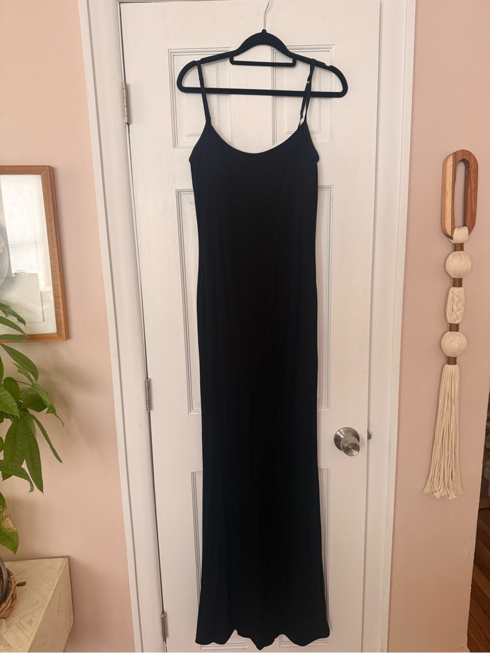 Popilush shapewear built in bra Maxi Dress - Sleek Spaghetti Strap Design